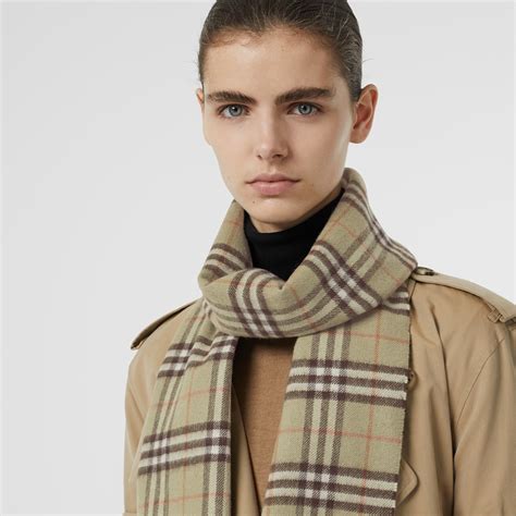 burberry cashmere classic vintage check scarf|burberry cashmere check scarf price.